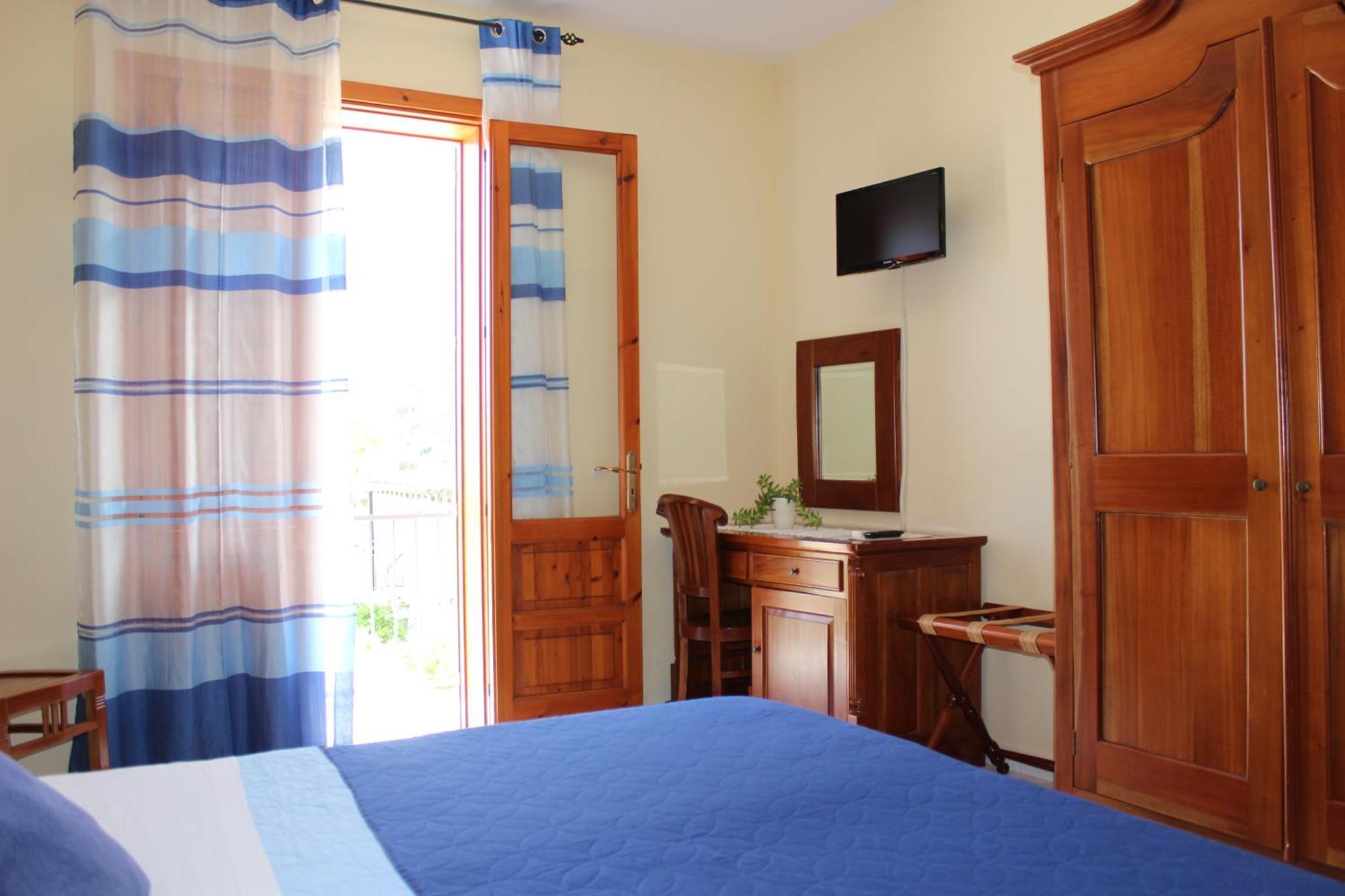 Raggio Di Sole Bed & Breakfast Macari Eksteriør bilde